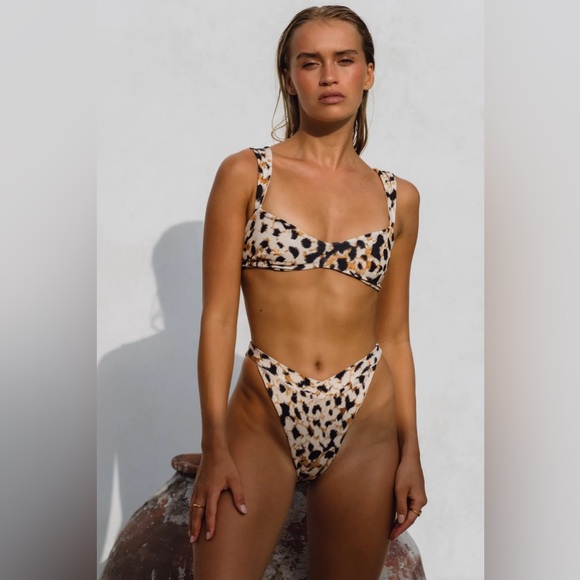 NWT RESA Betsy Bikini Bottom in Balthazar Sz M - Picture 4 of 13